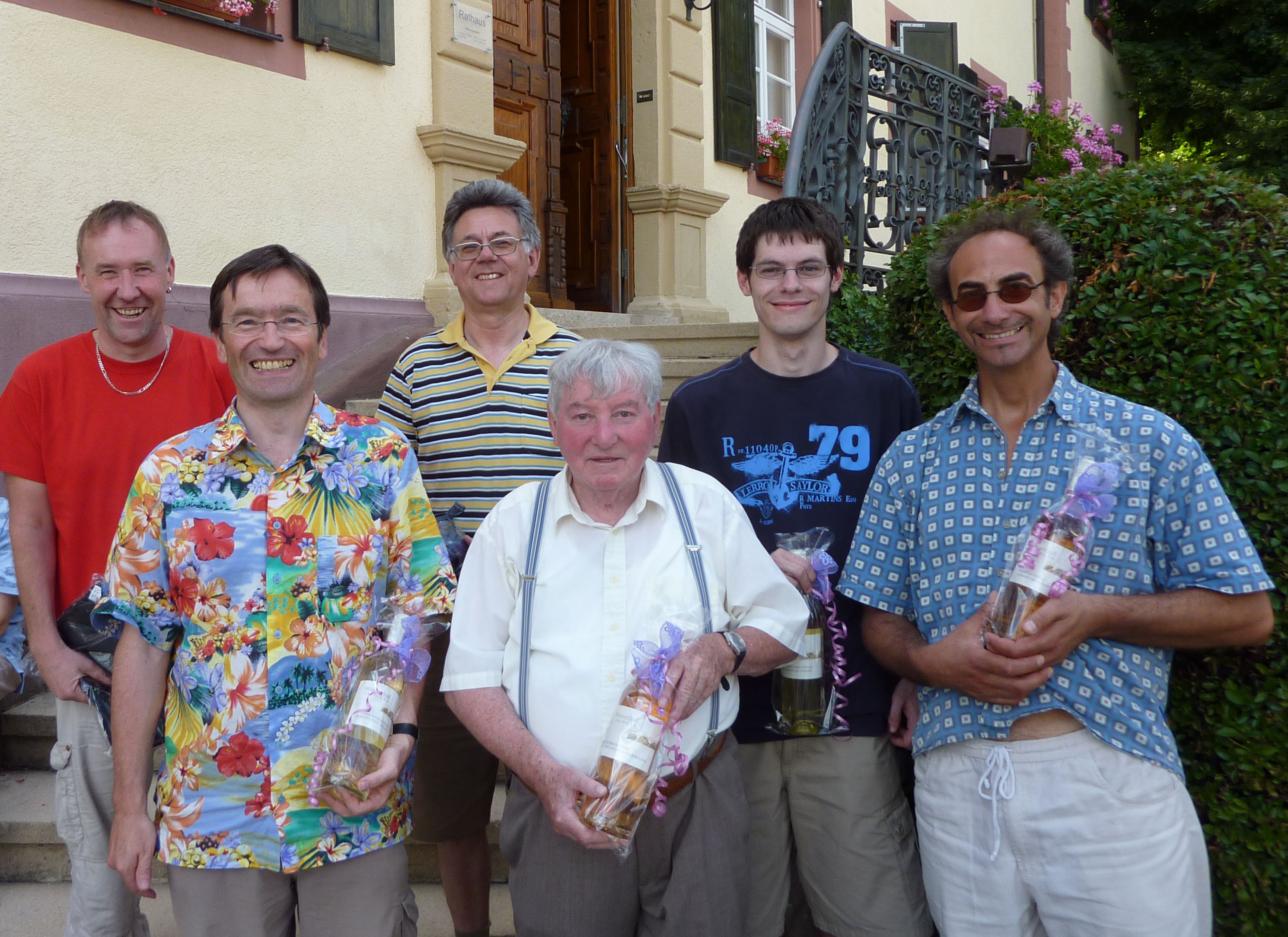 Die glücklichen Preisträger v.l.n.r. Peter Pauk, Bernd Banken, Gerhard Prill, Heinz Strinitz, Daniel Prill und Eddi Kais.